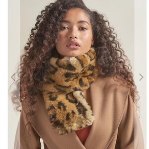 Spirithoods Jaguar Scarf